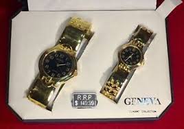 Our watches are defined by the need to improve, to ignore convention, edge closer to perfection and to wonder «what if ?» we believe that beauty comes from the uncompromising pursuit of optimized functionality, obsessively … Geneva Classic Collection Armbanduhr Set His Hers Quarzuhren Neu Ebay
