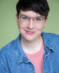 ✨Meet Kate Donadio MacQueen✨ Gal Tuesday [Assistant Editor