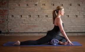 Are you ready to tackle some advanced yoga poses? Online Yoga Program For Ttc Community Circle Bloom