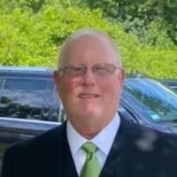 Dennis Bynum's Instagram, Twitter & Facebook