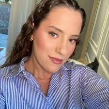 Julia Pires (@_jupiress) • Instagram photos and videos