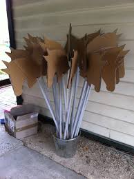 Horses On A Stick We Made For Ashleigh S Birthday Party The Kids Had A Ball Painting Them Horse Birthday Parties Cowboy Birthday Party Boy Birthday Parties