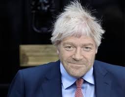 Man hat das gefühl, er kennt keine muse, er muss immer rotieren. Neue Corona Pandemie Serie Kenneth Branagh Spielt Boris Johnson Film Plus Kritik Online Magazin Fur Film Kino Tv