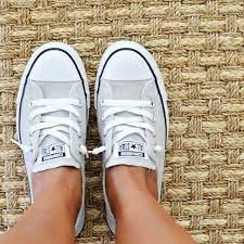 10 Shore Things 32 Best Summer Styles Beautifully Seaside Shoes Grey Converse Outfit Converse Shoreline