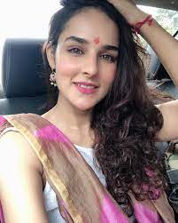 Angira dhar, who has films like love per square foot and commando 3 to her credit, shared another photo on her instagram handle where she and anand are caught in a candid moment. 105 5k Likes 606 Comments Angira Dhar Angira On Instagram Happy Happiest Diwali Hope Everyone Is At Their Traditional Best