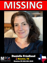 Danielle Becker's Instagram, Twitter & Facebook