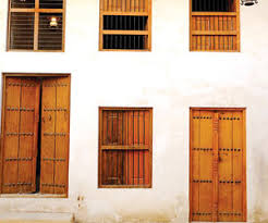 قديما حجم وشكل الباب يدل على حال صاحبه جريدة الوطن