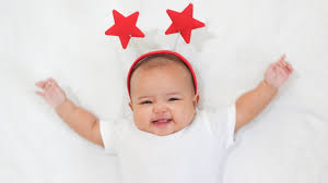 Berikut 320 referensi nama bayi perempuan modern dan artinya khusus untuk mom! 30 Nama Bayi Perempuan Yang Bermakna Ratu Kumparan Com