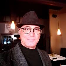 Ric Morgan (@riconteur) · Instagram 照片和视频