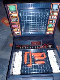 Se ha comercializado como juego de mesa en distintos formatos por varias marcas. Juego De Mesa Batalla Naval Electronica 2 Jugad Sold Through Direct Sale 43343751