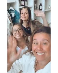 Muy feliz año nuevo! ✨, Agradecidas por todo su apoyo incondicional y por  seguir eligiéndonos. ♥️, Por un 2021 con esperanza y nuevas oportunidades!,  Los mejores deseos,, Las chicas de Carna 💫, ., ., ...