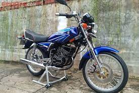 Foto motor rx king full modif airbrush jogja solo. Modifikasi Yamaha Rx King Dibikin Menawan Modal Ubahan Simpel Stylish Gridoto Com