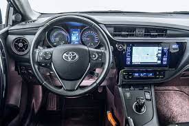 Have seen online a auris hybrid business edition with the tss, is it only the excel that has led main and dipped beams? Toyota Auris Hybrid Gebraucht Test Starken Schwachen Alternativen Autobild De