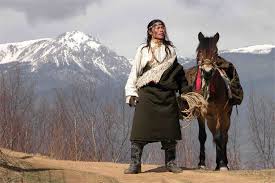 Traditional Tibetan Clothes ...