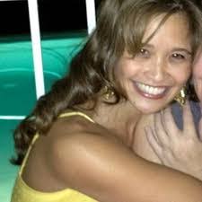 Agatha Warren's Instagram, Twitter & Facebook