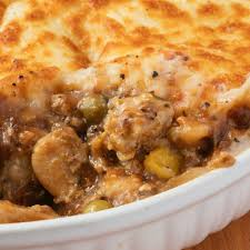 The bottom layer is a simple a mix of ground lamb and vegetables, simmered into a delicious savory sauce. Cheezy Black Pepper Chicken Shepherd S Pie Shepherd S Pie Singapore Authentic British Shepherd Pie In Singapore