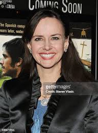 Rona Figorella and Leo Ash Evens attend the 2011 HDSA Curtains Up For...  News Photo