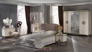Sezonun en trend renkleri ile hazırlanan bellona lüks yatak odası takımı 2020 modellerinde yatak odalarında kendinizi şımartacak koleksiyonlar hazırlamıştır. Bellona Yatak Odasi Takimlari