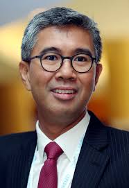 In malaysia there is total of 2,700,000 families belong to b40 group. Cimb Budget 2018 Should Focus More On B40 M40 Smes