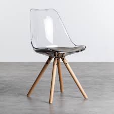 Der stuhl arlet ist originell und von modernem design. Esszimmerstuhl Aus Polycarbonat Und Holz Hardwood Stella Transparent Themasie Com