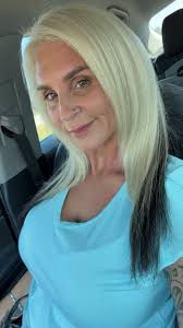 What is the eye color, hazel or green?