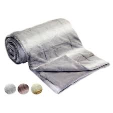Unsere redaktion an produkttestern verschiedene hersteller & marken ausführlichst analysiert und wir zeigen unseren. Fleece Decke 150x200 Cm Kuscheldecke Fellimitat Luxury Sofadecke Cora 29 95