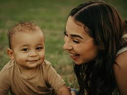 Lizeth Brito's Instagram, Twitter & Facebook