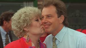 Coronation Street star Liz Dawn, who played Vera Duckworth, dies aged 77