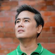 Edwin Nicolas's Instagram, Twitter & Facebook