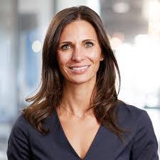 Kate Sinclair's Instagram, Twitter & Facebook