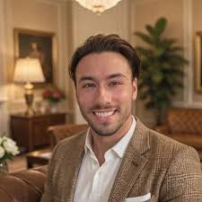 The Suga Show's got a sweet new ending 🏆🍬 Sean O'Malley is the new world  bantamweight champion! #UFC292