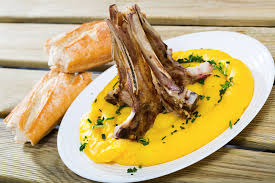 Lies den text und beantworte. Essen In Norwegen 5 Kuriose Spezialitaten