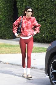 Too, why create a camel toe in my panties when i'm just going to cover them up? Kendall Jenner Attractive Big Cameltoe At A Gym In Los Angeles Hot Celebs Home