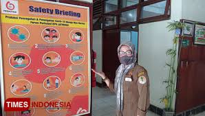 Anda tinggal menyalin ke ms. Perum Perhutani Kph Jatirogo Tuban Terapkan Protokol 3m Ketat Pada Karyawan Times Indonesia
