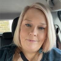 Michelle Everitt's Instagram, Twitter & Facebook