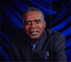 Peggy Boles's Instagram, Twitter & Facebook