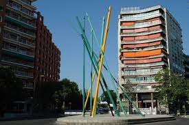 Piso con 4 habitaciones con ascensor. Espana Bizarra Flautas De Las Islas Filipinas Madrid En El