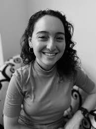 Tami Luke's Instagram, Twitter & Facebook