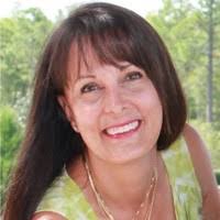 Anna Arcuri's Instagram, Twitter & Facebook