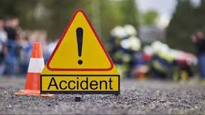 Two labourers killed, 8 others injured as van overturns in Telangana's  Khammam