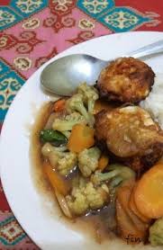 Kembang kol dikenal sejak lama sebagai salah satu sayuran dengan kandungan nutrisi yang tinggi. Koki Rumahan Tumis Wortel Kembang Kol Saus Tiram Untuk Sahur Es Resep Makanan Saus Tiram Kembang Kol