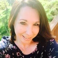 Amanda Mccrimmon's Instagram, Twitter & Facebook