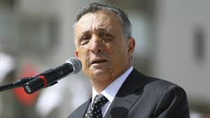 1959 trabzon doğumlu olan ahmet nur çebi, 1978 ted karabük kolejinde liseyi bitirerek, 1983 marmara üniversitesi ekonomi fakültesinden mezun oldu. Ahmet Nur Cebi Pahali Ve Yasli Futbolcu Transferi Yapilmayacak Goal Com