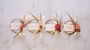 A fast, easy and free printable place card maker for weddings (or anything else). How To Make Mini Dried Floral Wreath Place Cards Diy With Video Lauren Saylor Stationery Interiors Design
