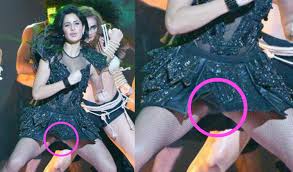 Image result for worst wardrobe malfunctions bollywood