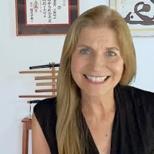 Trans in the workplace: what works? I worked for 5+ years for a small,  family-owned learning development company under the leadership of Sharon  Boller. It was by far my best workplace experience