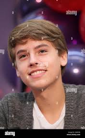 Dylan sprouse and cole sprouse hi-res stock photography and images