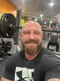 My free score today. An older Fit that's definitely seen better days.