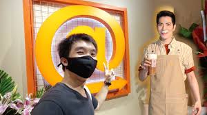 We singaporeans have never gotten over our love for bubble tea, as evident from the mad rush for it last year during the circuit breaker (it has almost been a year)! We Drank The Jam Hsiao è•­æ•¬é¨°bubble Tea At Tea ç½²èŒ—è·èŒ¶ Vlog 26 Youtube