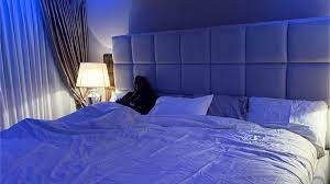 ✝️ from belgium to italy @inter #9 @belgianreddevils @rocnationsports enquiries: Inter Teamkollegen Von Romelu Lukaku Scherzen Uber Sein Neues Bett Eurosport